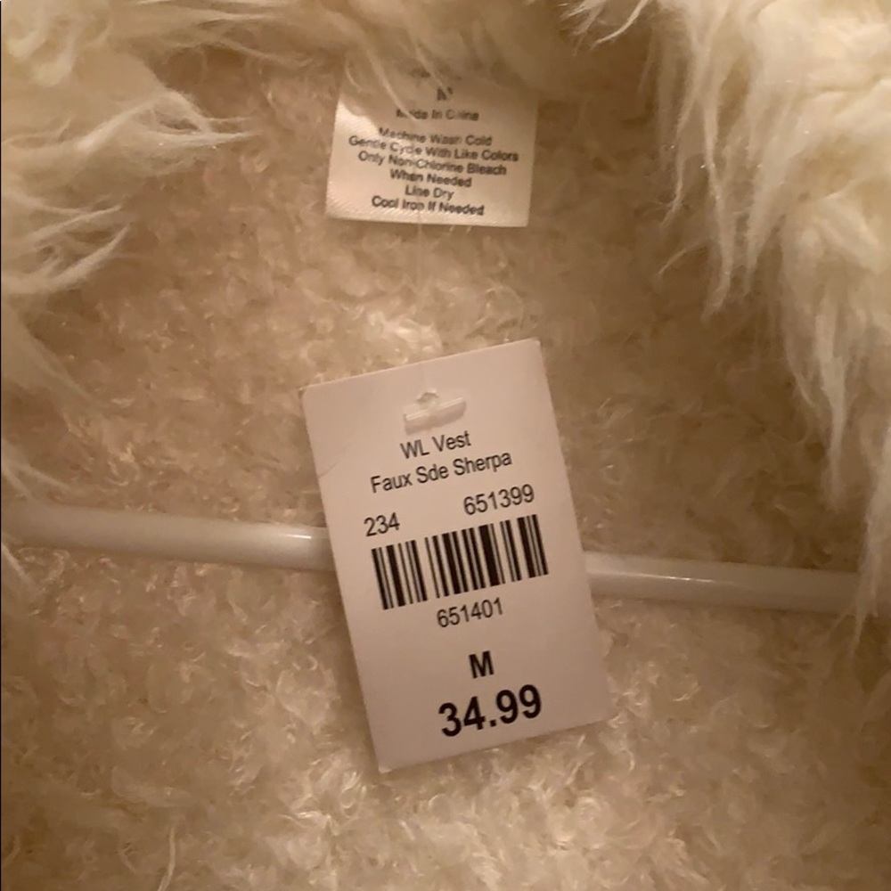 Faux Sherpa Vest - Picture 2 of 4